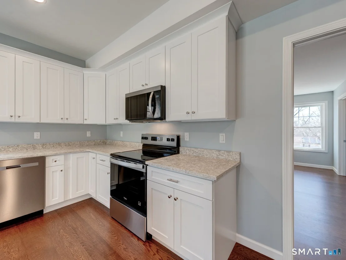 Photo of 121 Highland View Drive