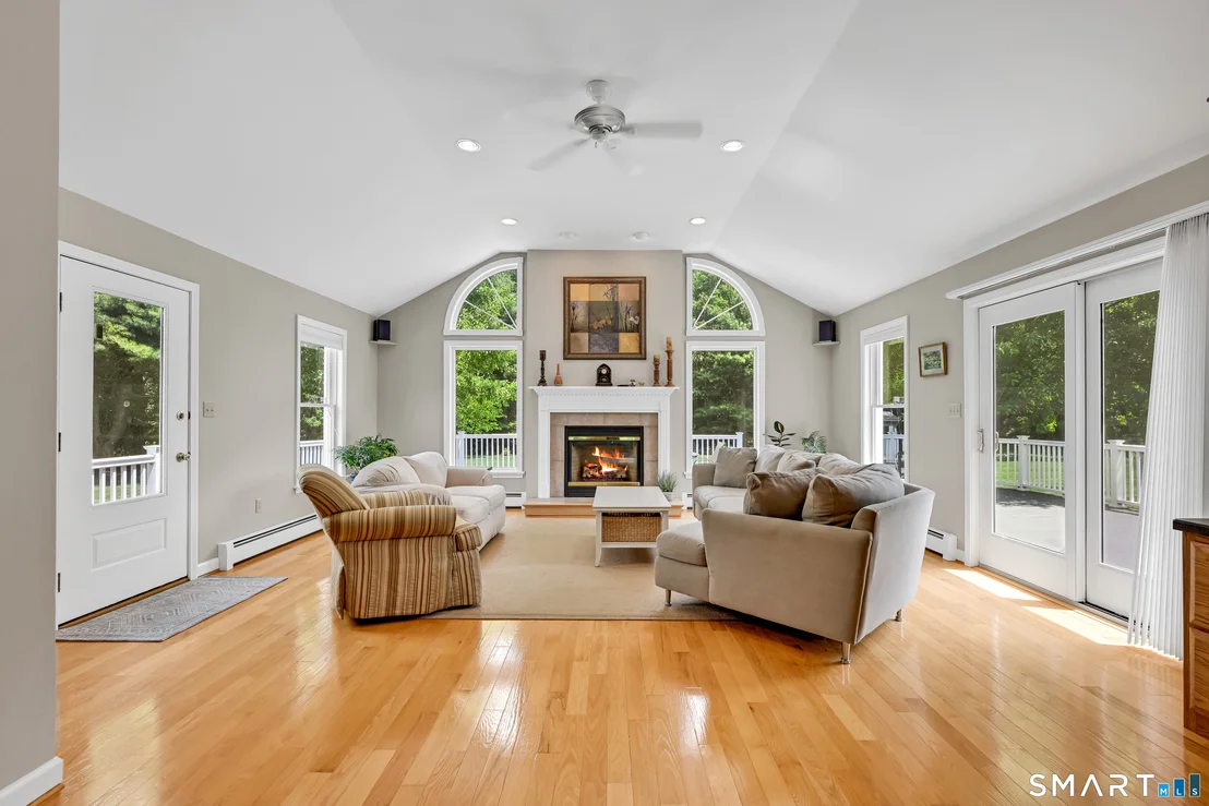 Photo of 118 Mountain Spring Road