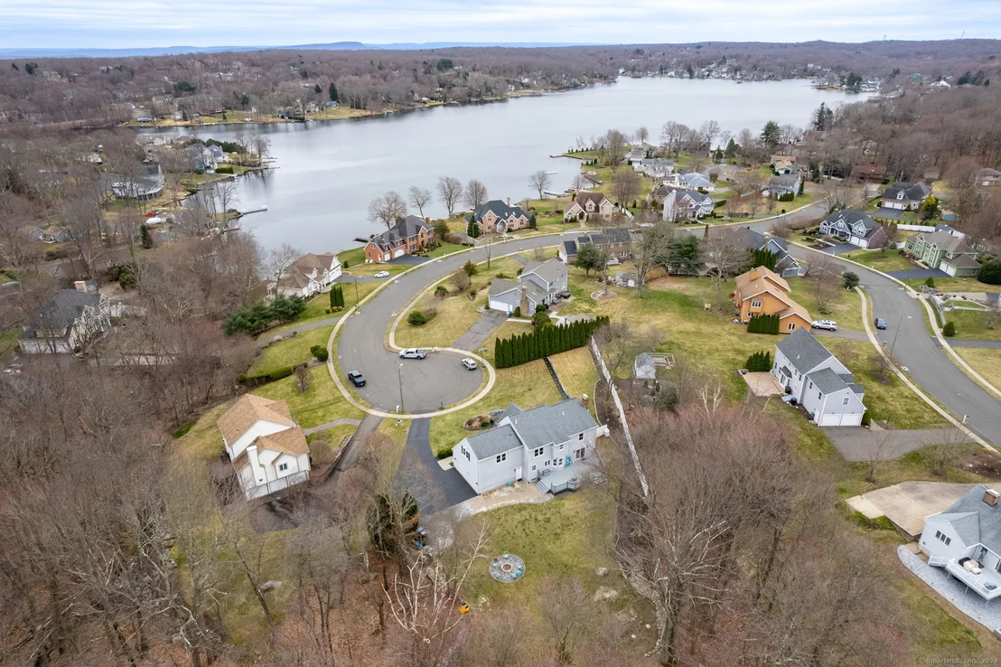 Photo of 115 Lakewood Circle