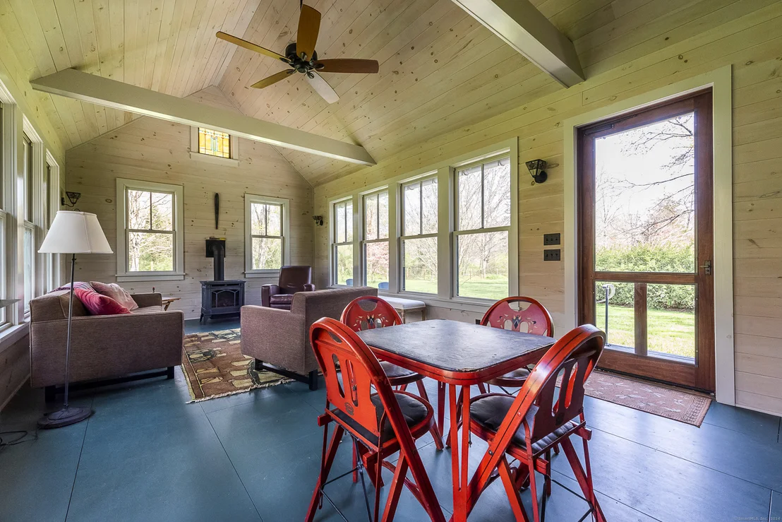 Photo of 126 Beaver Brook Road