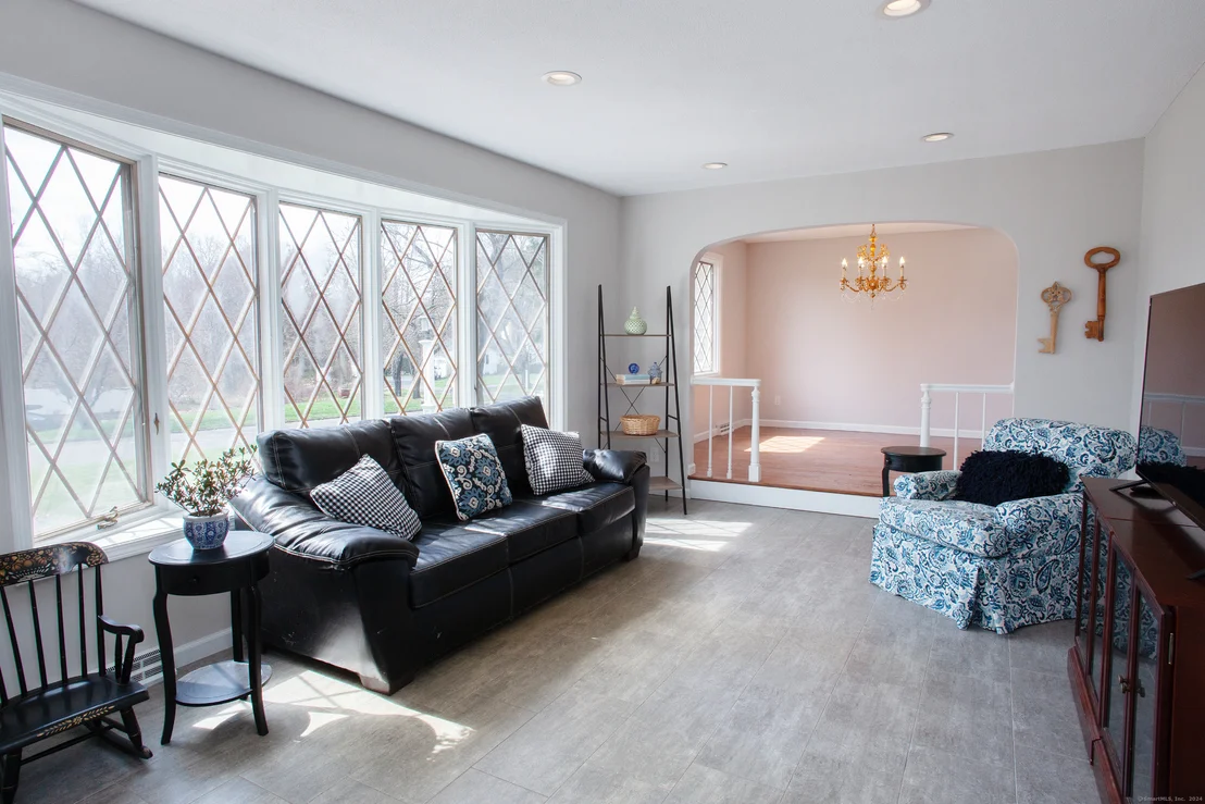 Photo of 10 Crane Hill Road