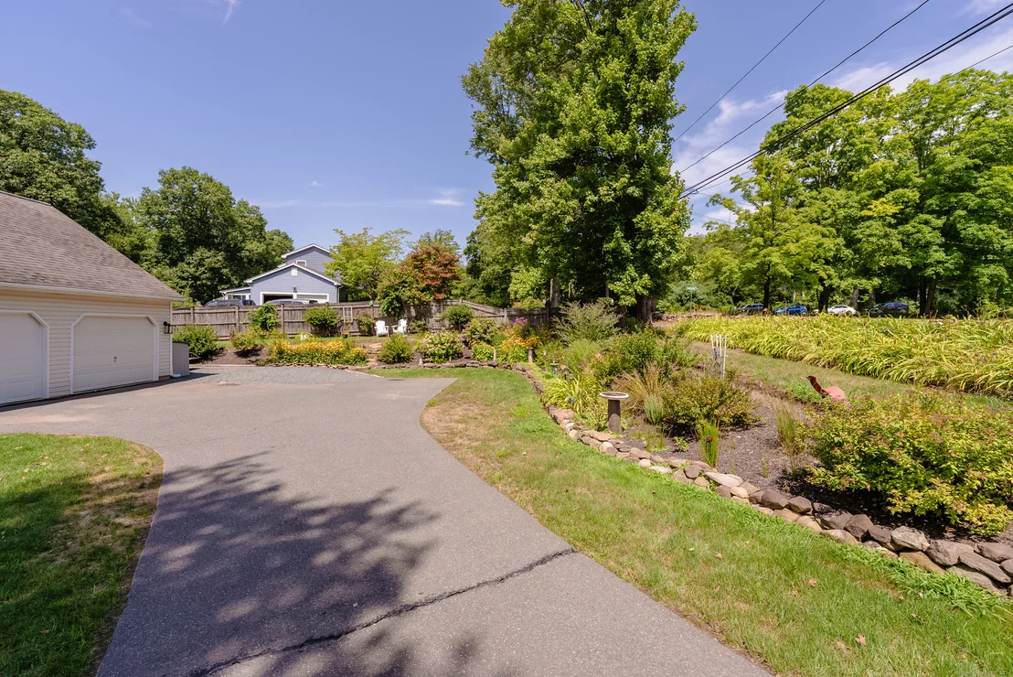 Photo of 1171 Newgate Road