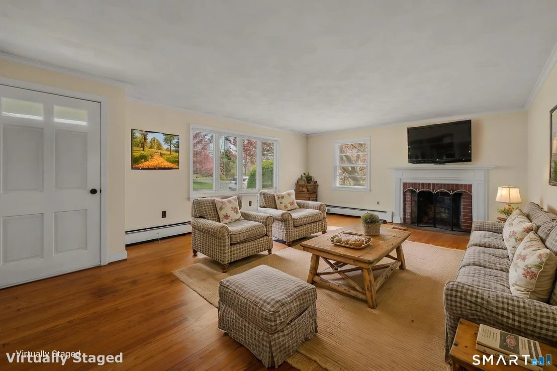 Photo of 4 Champlin Hill Court