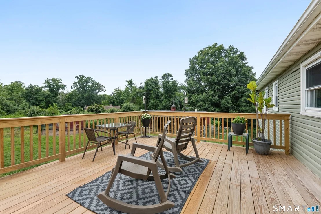 Photo of 8 Meadow Drive