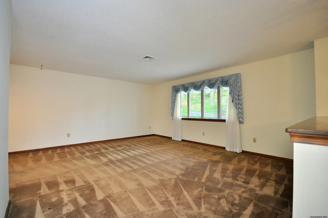 Photo of 735 Avery Street