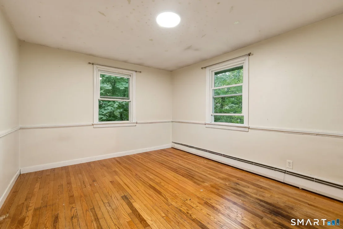 Photo of 8 Washington Circle