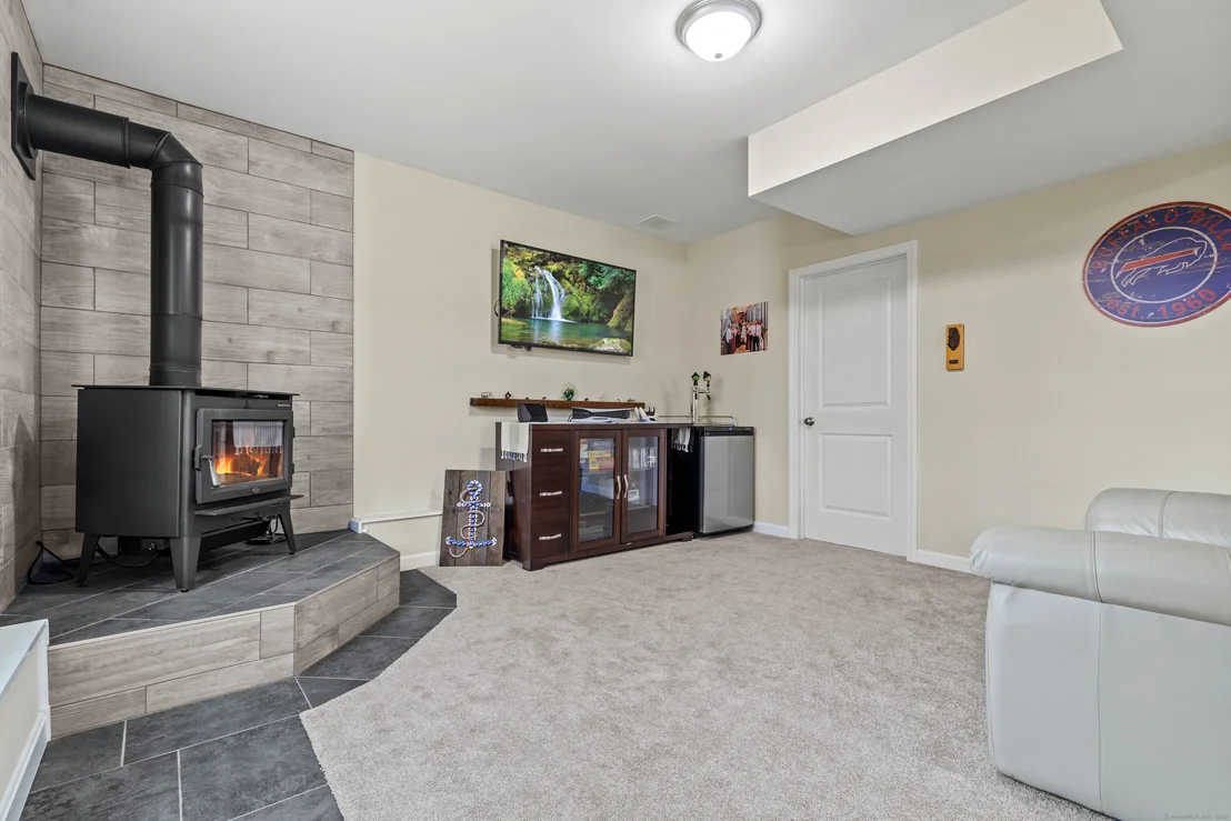 Photo of 4 Daisy Hill Drive