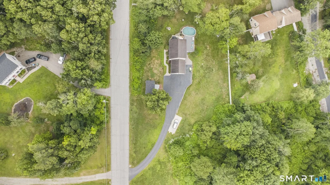 Photo of 11 Huntington Drive
