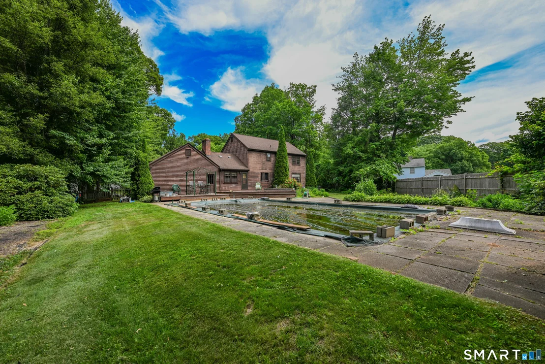 Photo of 96 Fox Run Drive