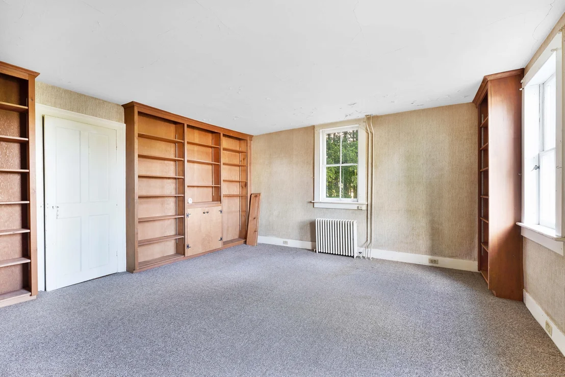 Photo of 657 Colebrook Road