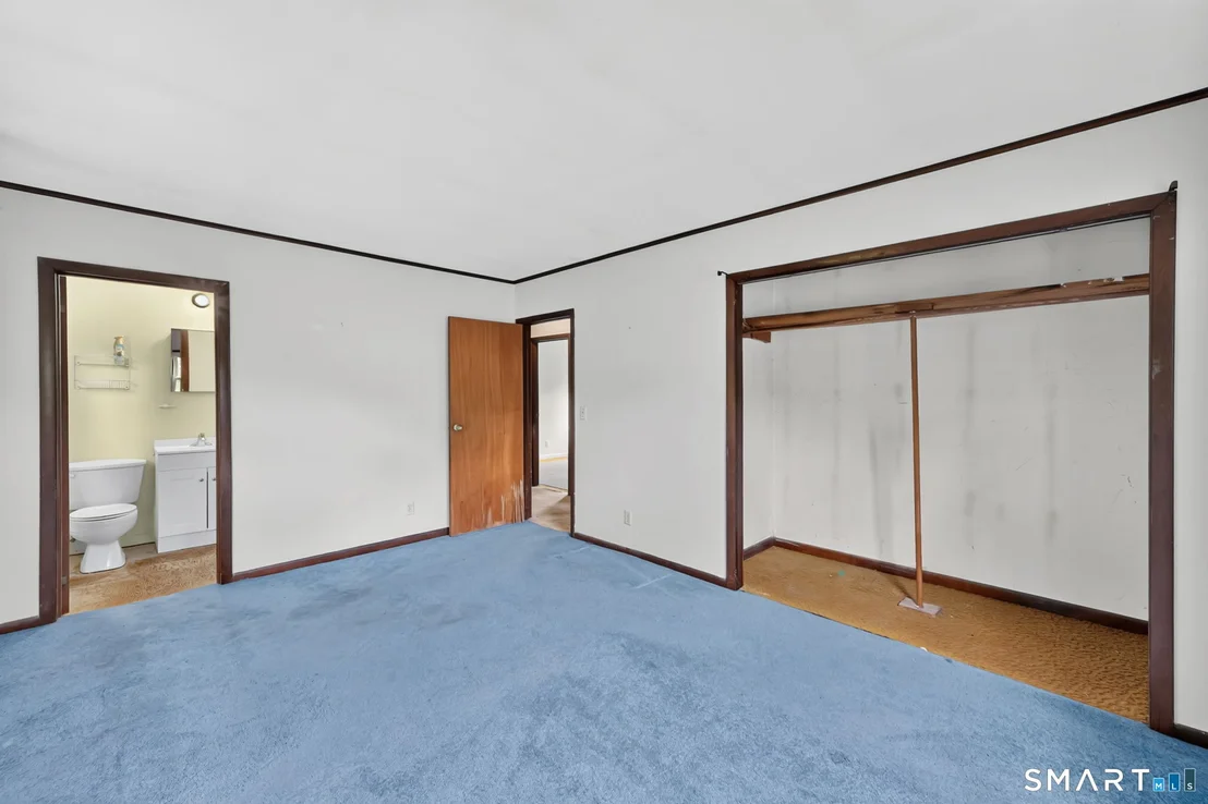 Photo of 64 Hoffman Road