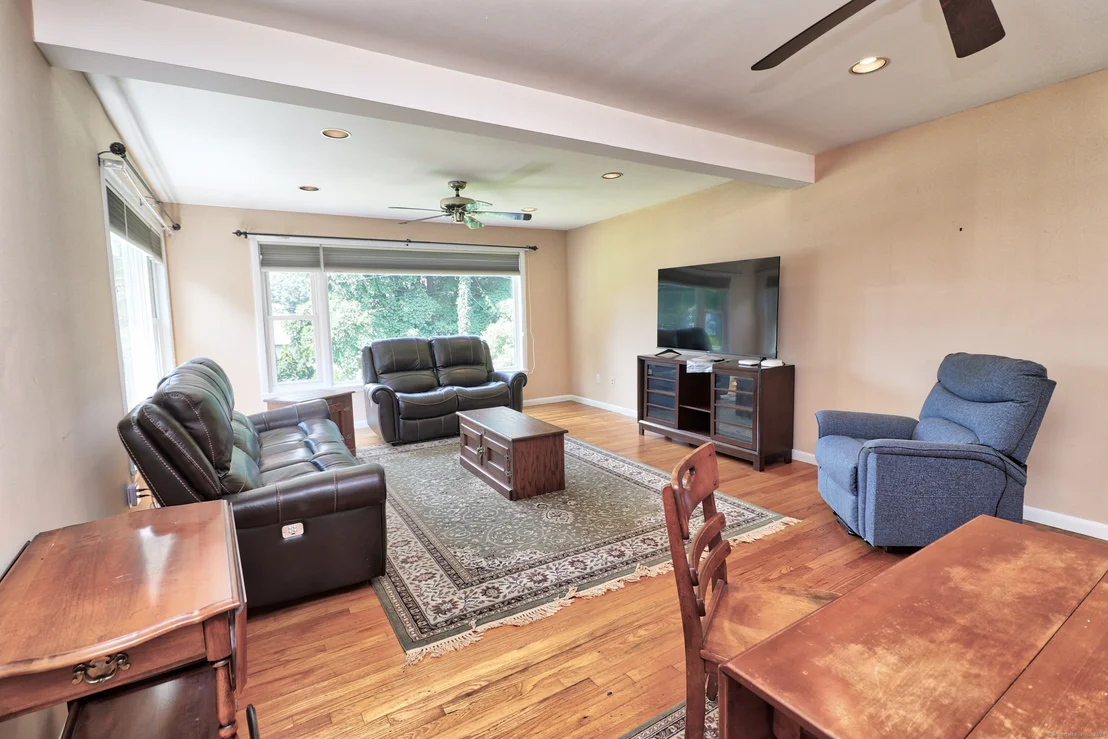Photo of 215 Allerton Road