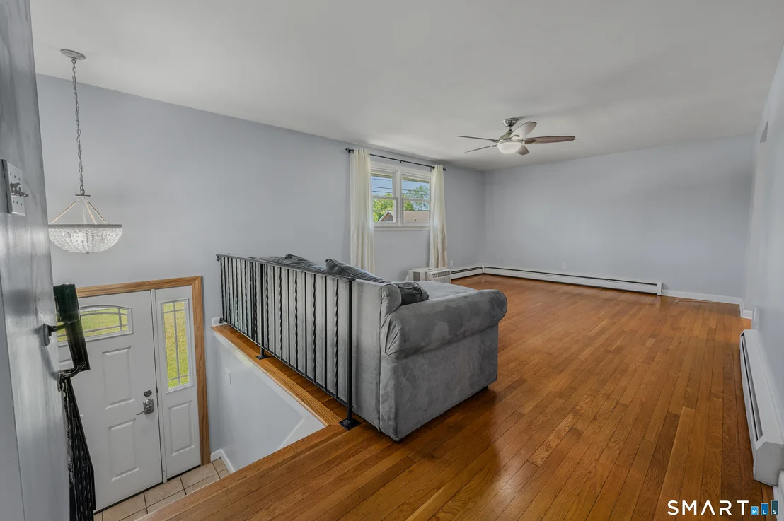 Photo of 26 Lamphere Road