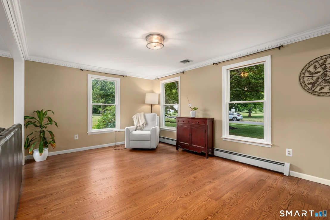 Photo of 25 Vincent Circle