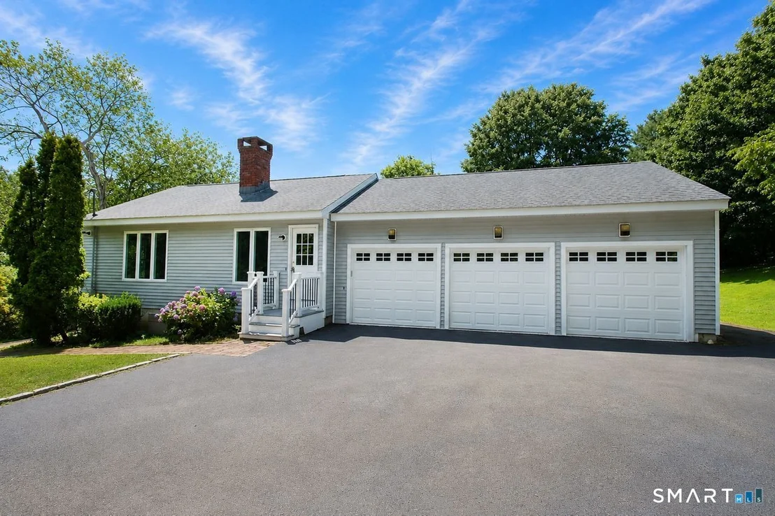 Photo of 328 Saybrook Road