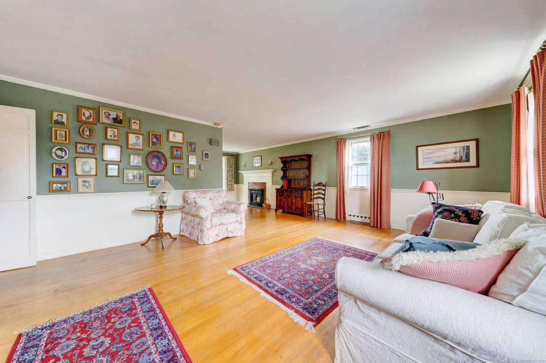 Photo of 82 Thompson Drive