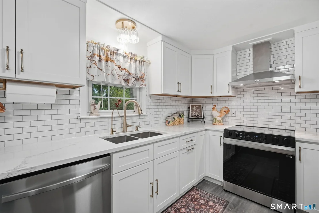 Photo of 91 Forest Drive
