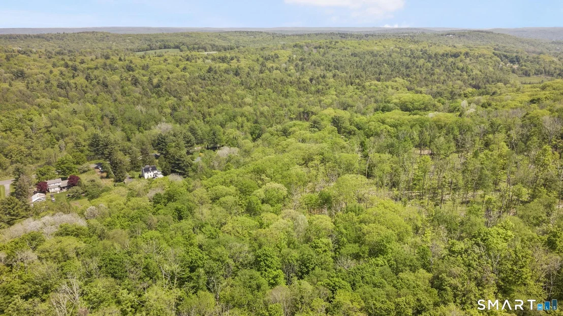 Photo of 321 Colebrook Road