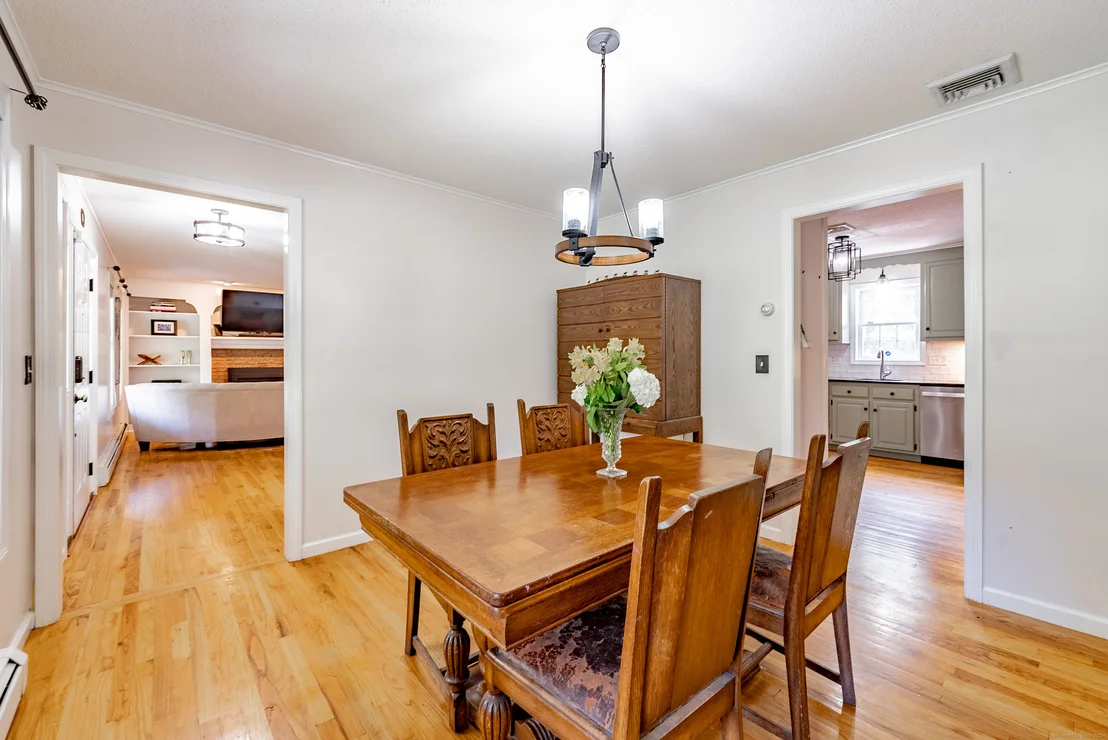 Photo of 1171 Newgate Road
