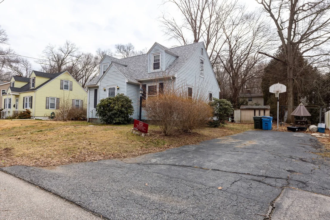 Photo of 9 Ford Avenue
