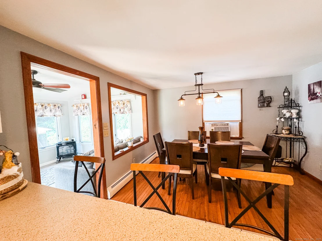 Photo of 33 Fairway Drive