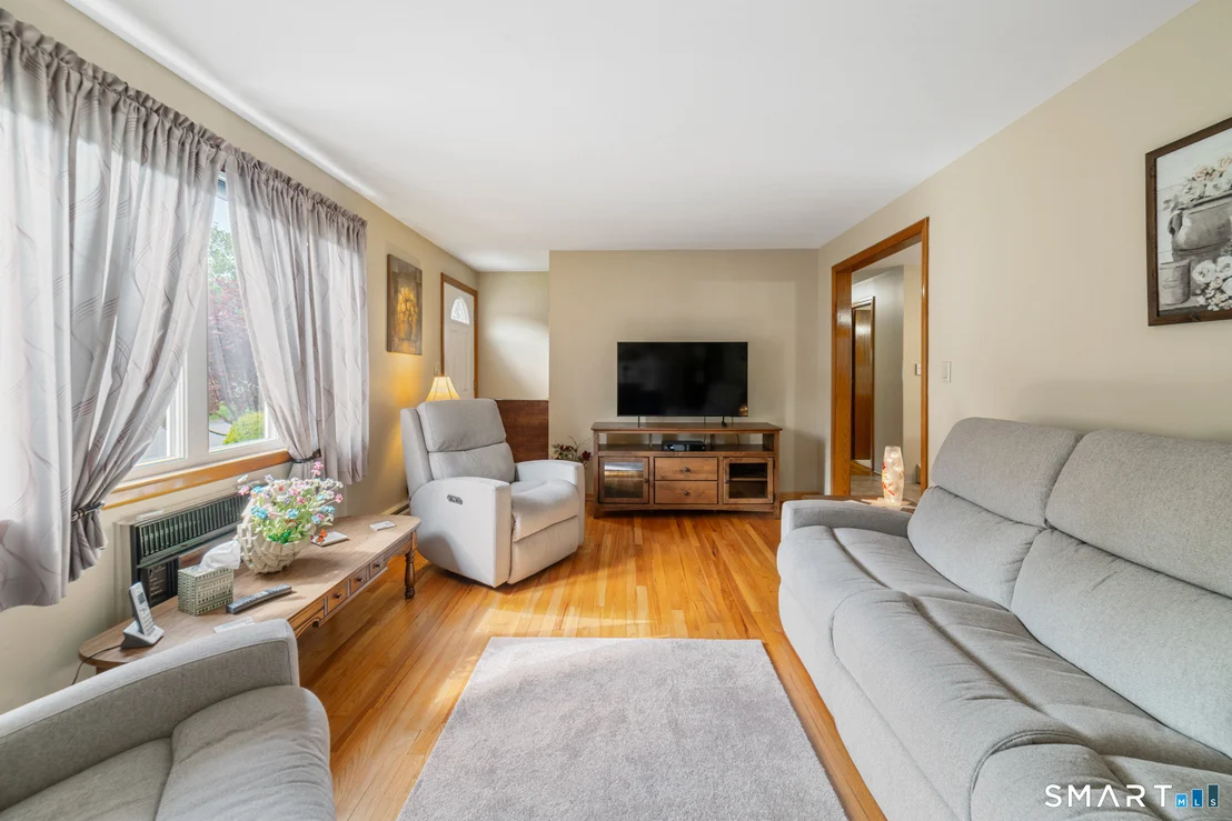 Photo of 43 Danbury Lane