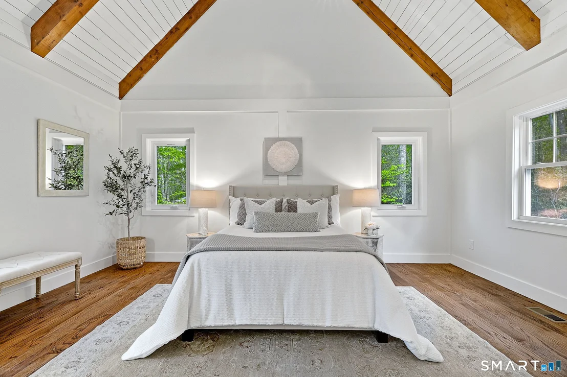 Photo of 136 Goose Hill Road