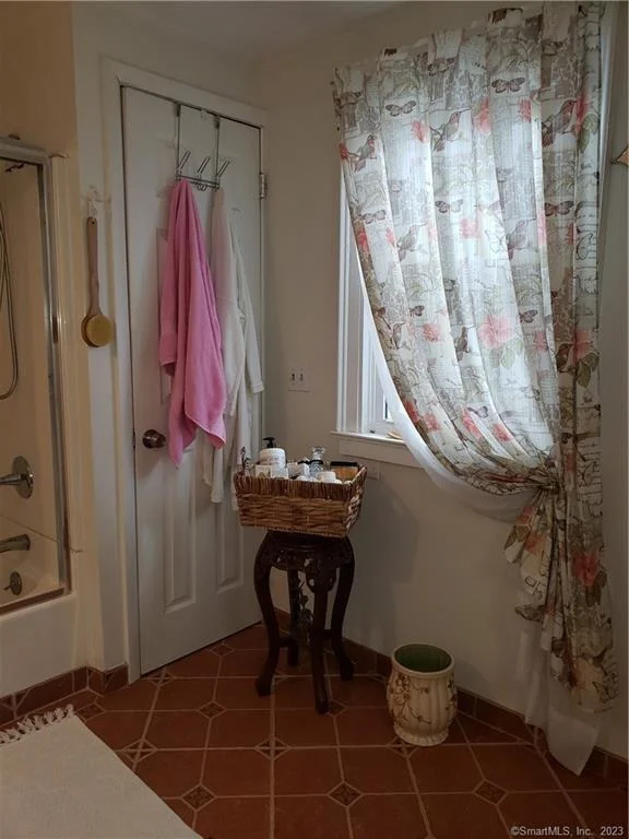 Photo of 12 Beverly Drive