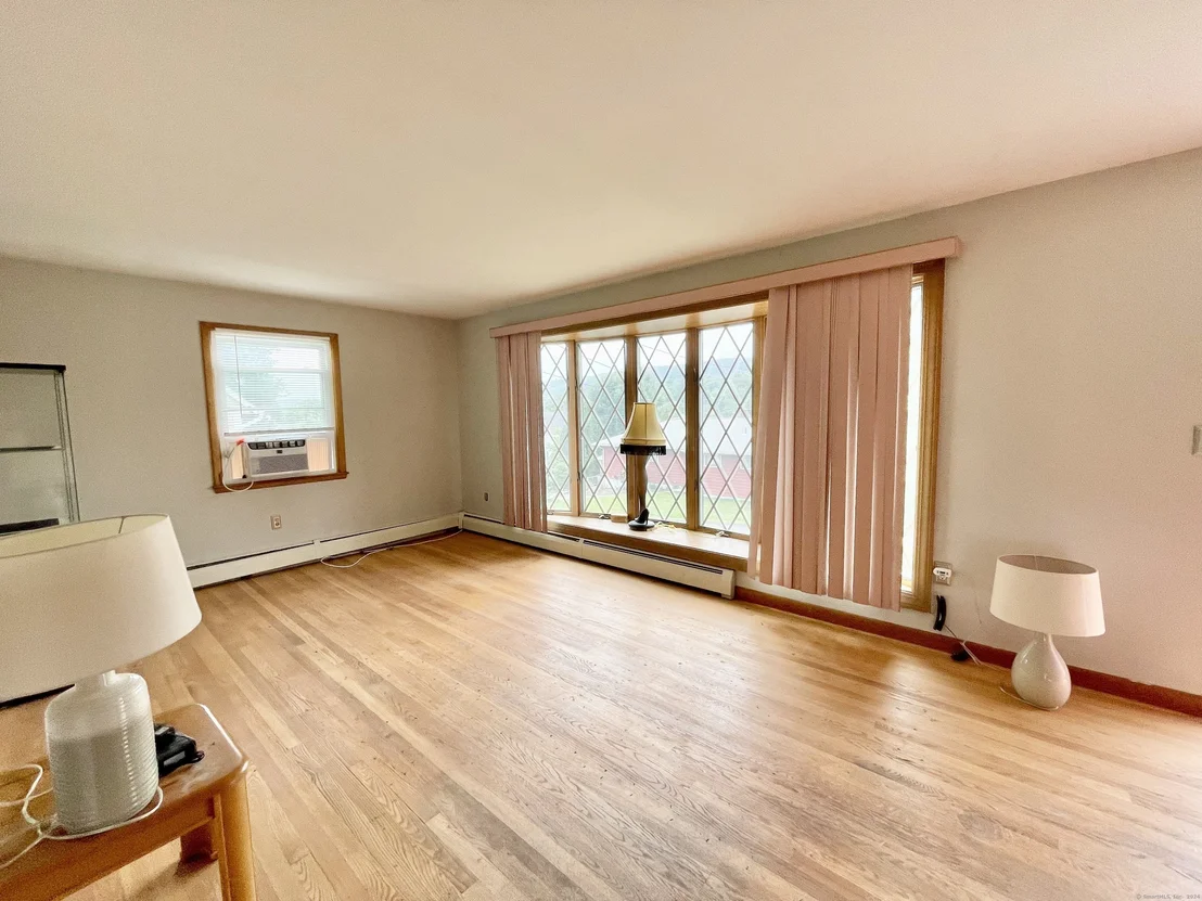 Photo of 25 Marshall Avenue