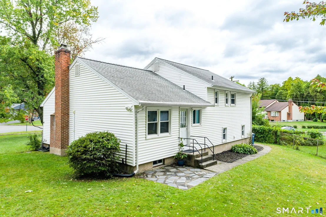 Photo of 34 Grande Avenue