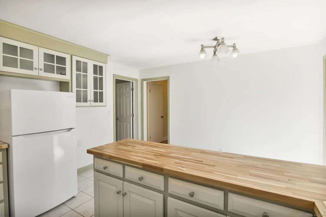 Photo of 9 Ridge Road