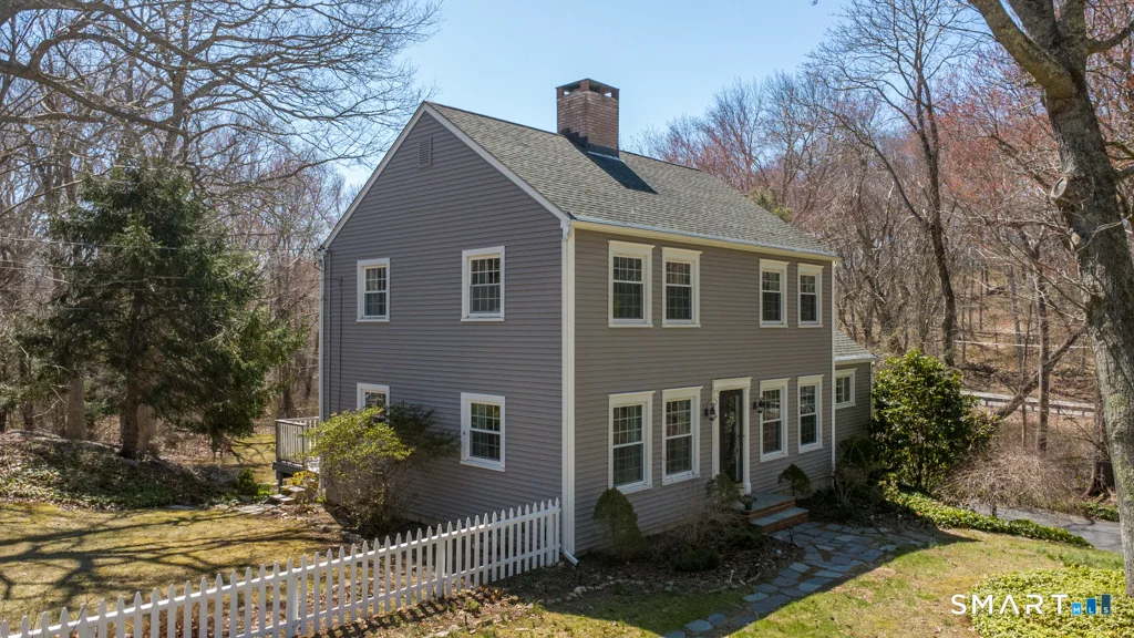 Photo of 1 Oakridge Drive