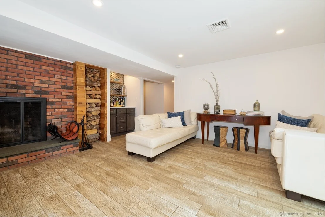 Photo of 28 Spring Valley Road