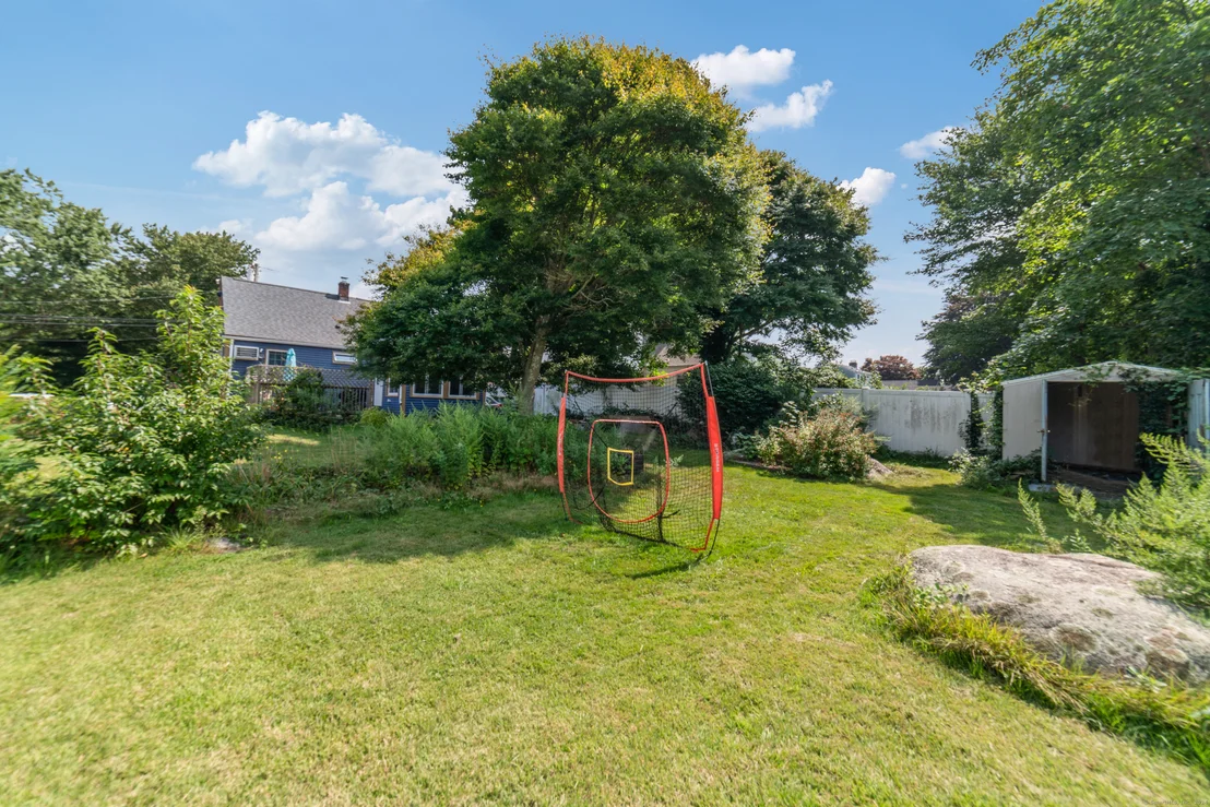 Photo of 52 Round Hill Road