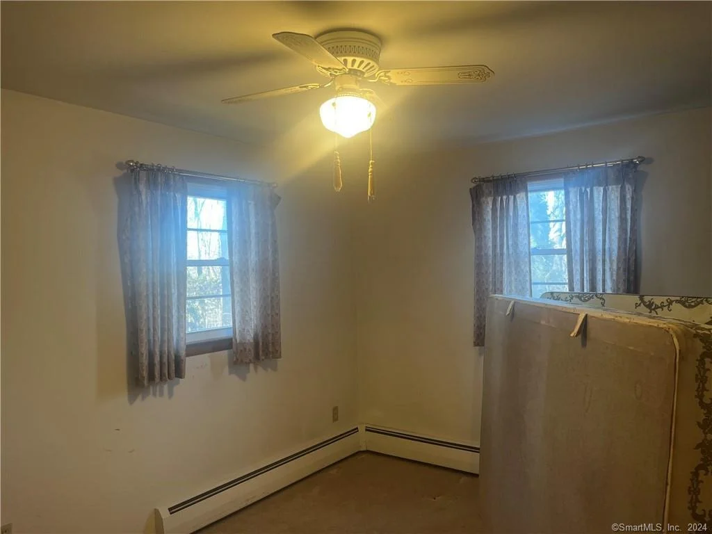 Photo of 1195 Summit Road