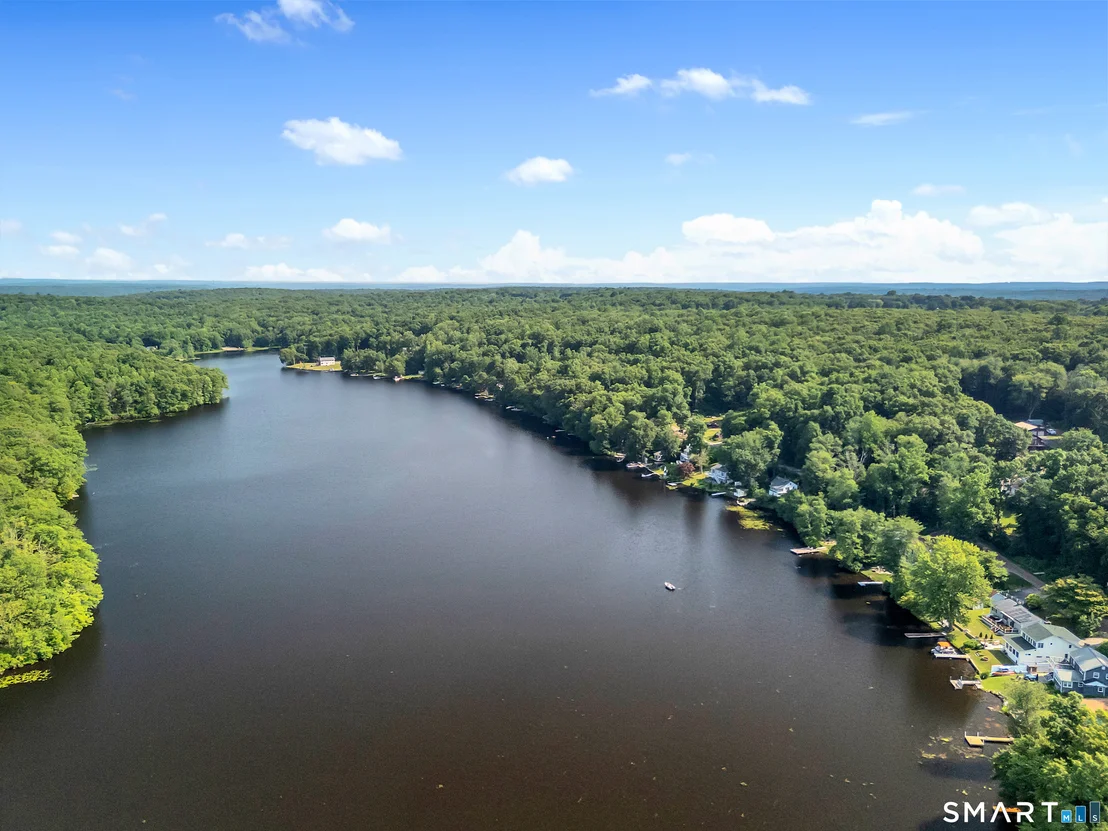 Photo of 51 Lakeview Drive