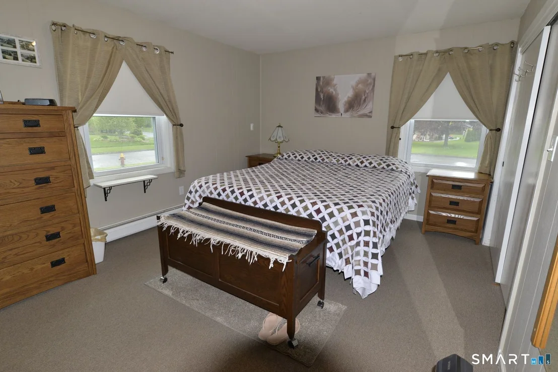 Photo of 8 Dean Drive