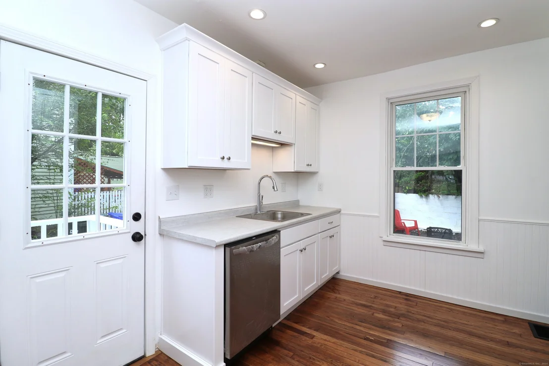 Photo of 17 Maple Street