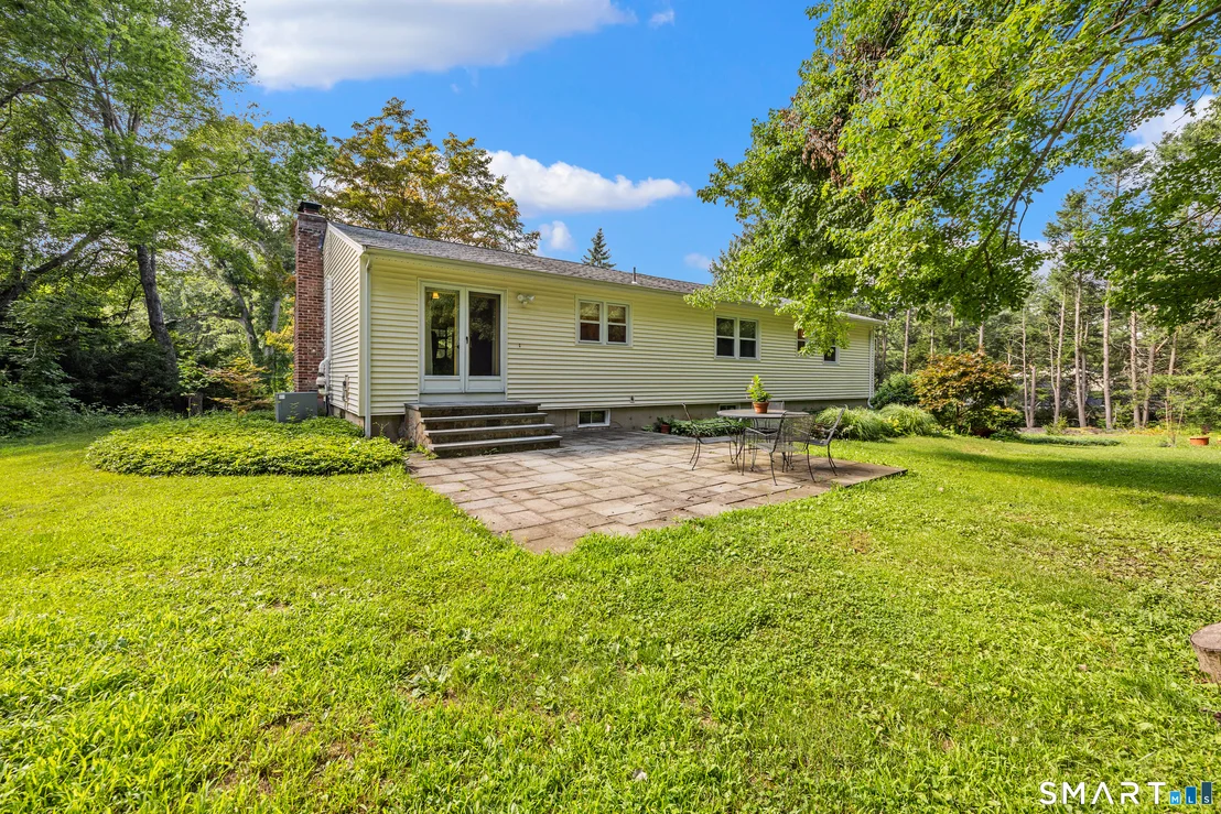 Photo of 44 Williamsburg Drive