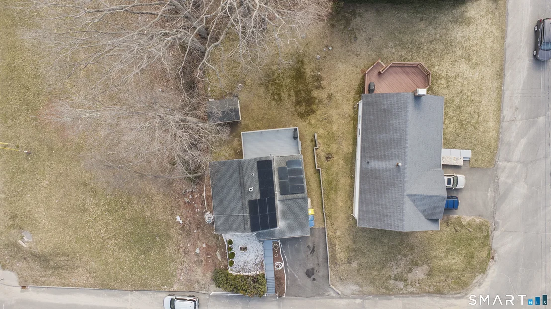 Photo of 15 Kenneth Circle