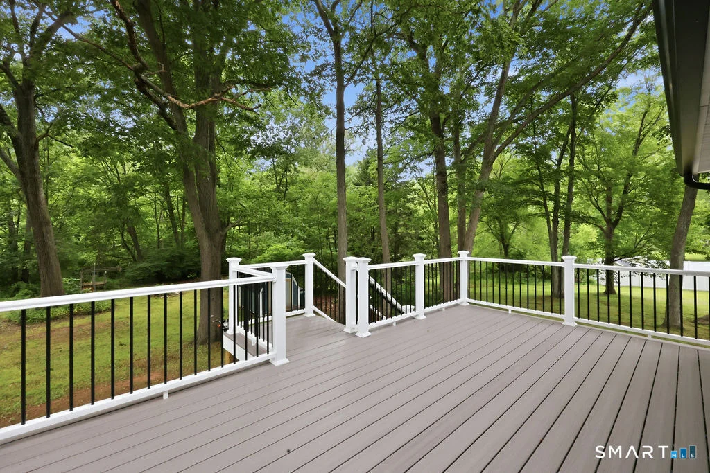 Photo of 445 Lincoln Drive