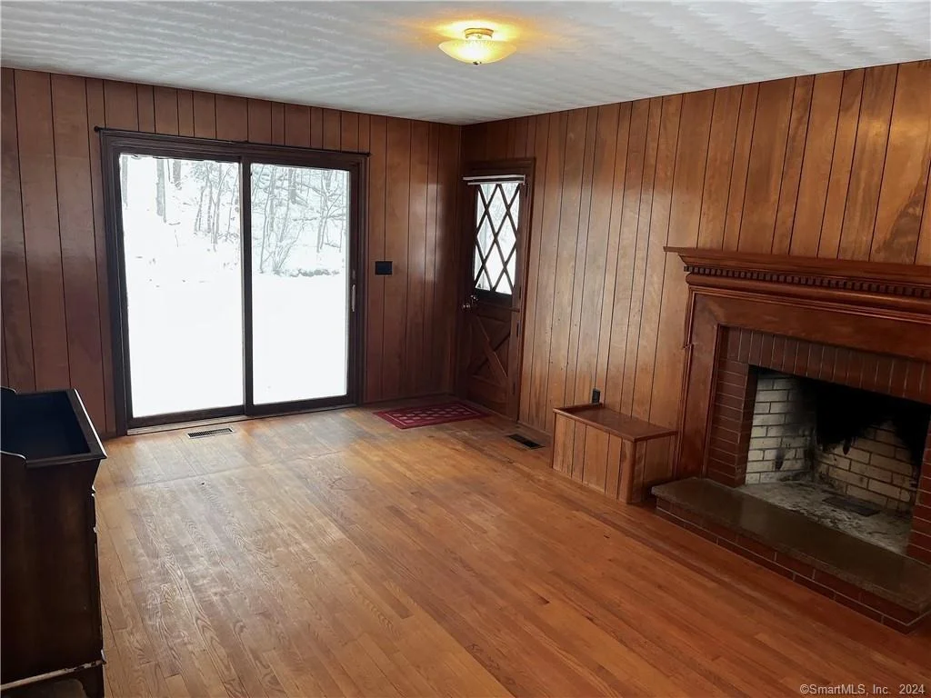 Photo of 280 Root Road