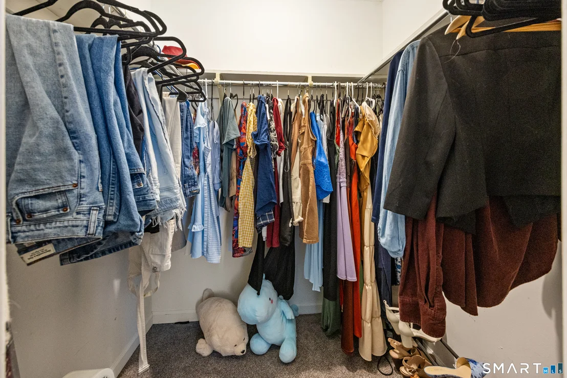 Photo of Unit 41D at 925 Oronoke Road