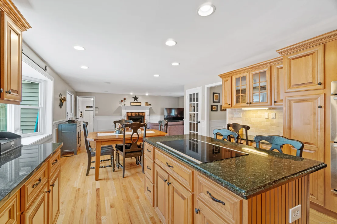 Photo of 25 Laurelwood Drive
