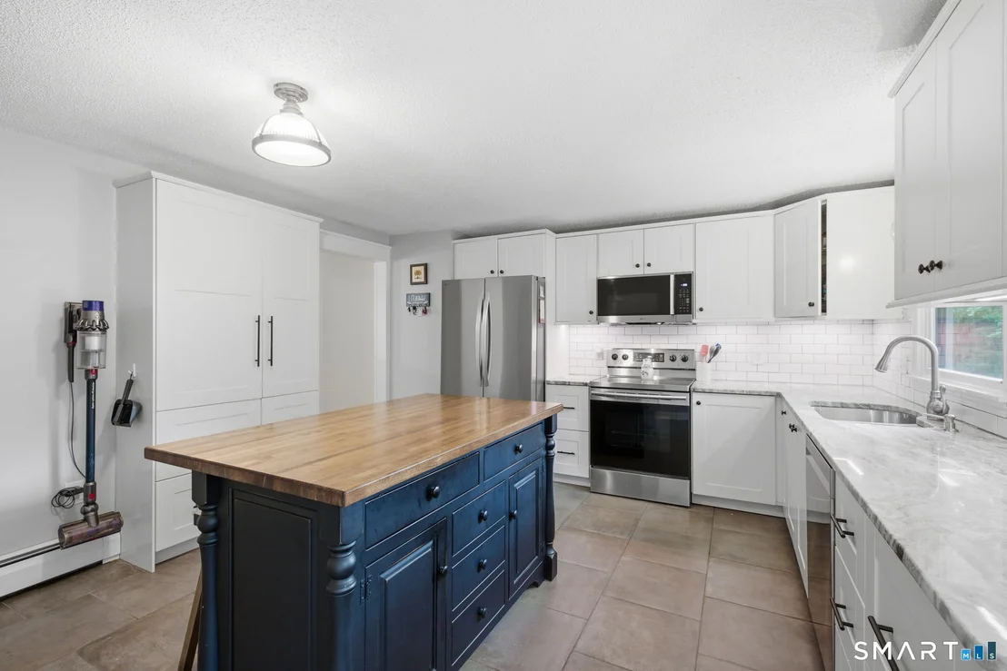 Photo of 72 Lakeview Heights