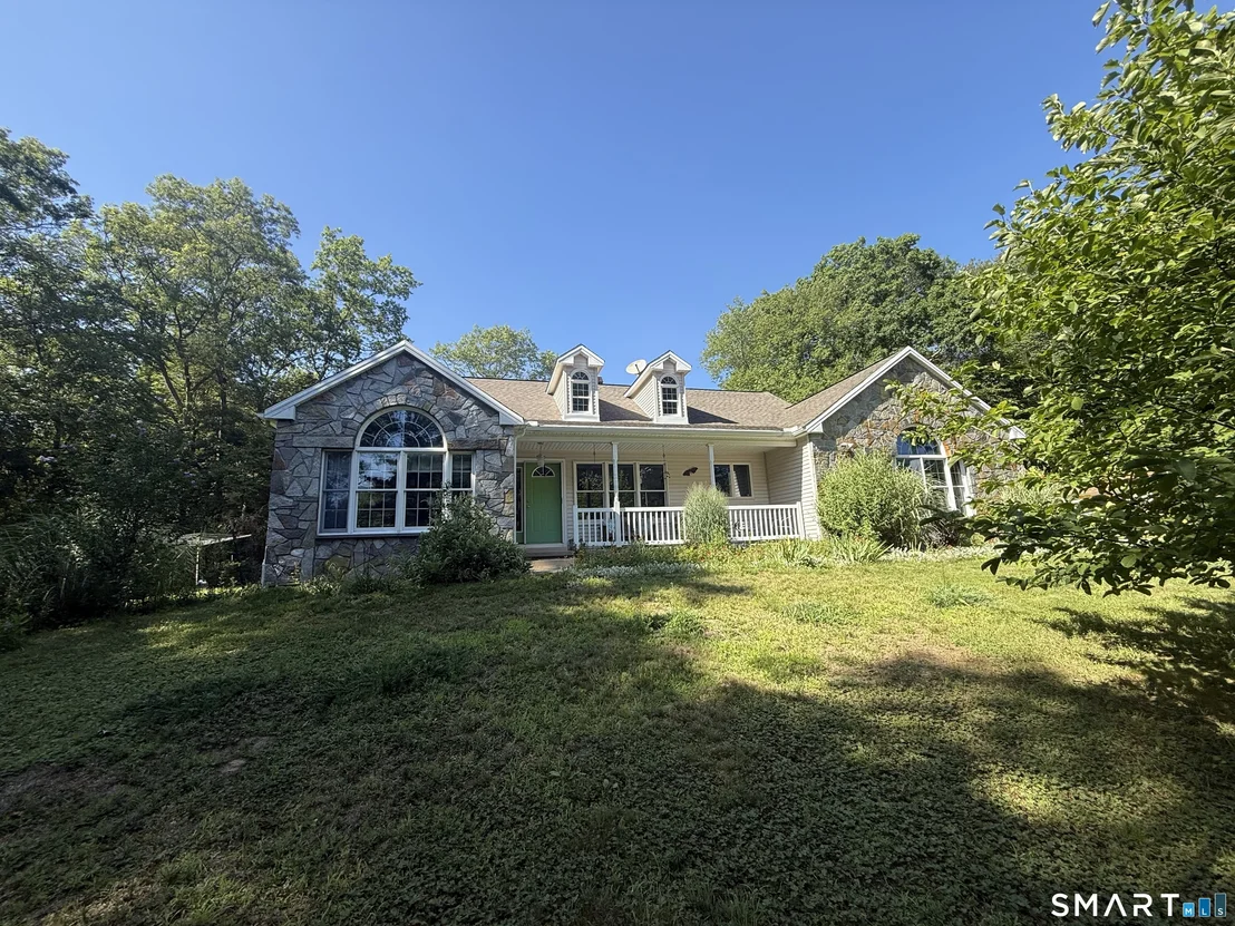Photo of 455 Westminster Road