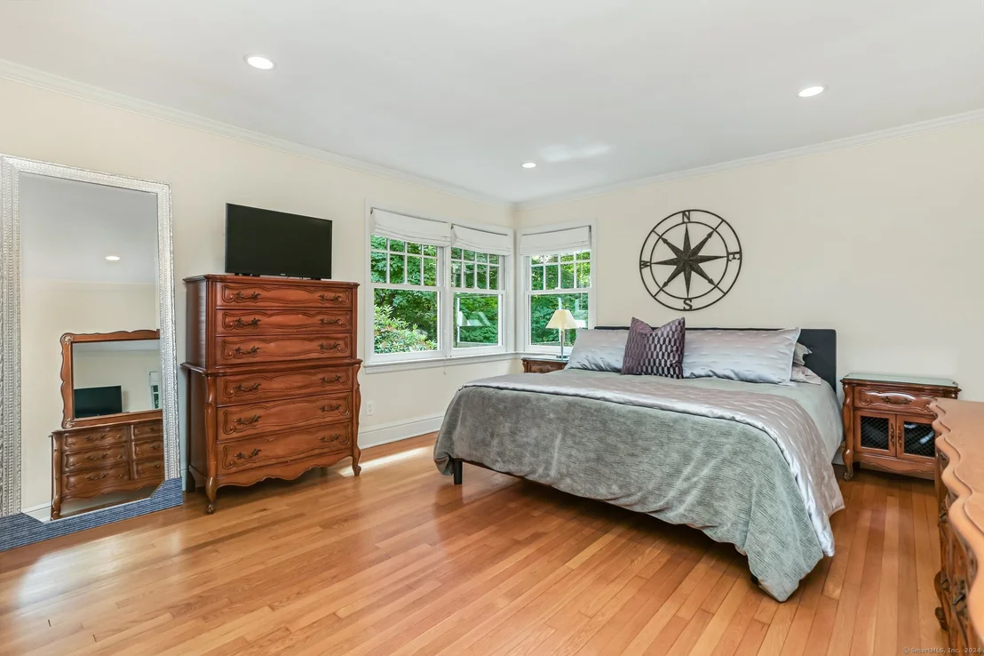 Photo of 10 Guild Drive