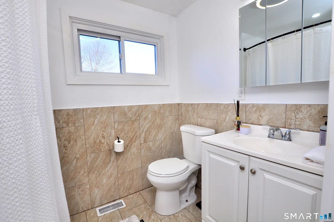 Photo of 207 Hillcrest Road