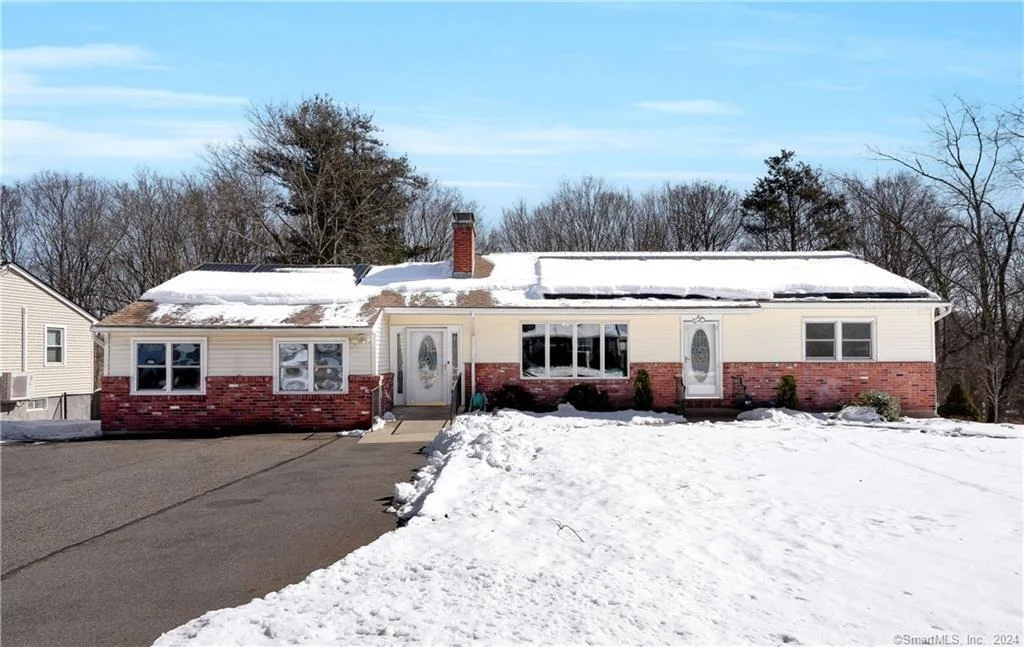 Photo of 309 Savage Hill Road