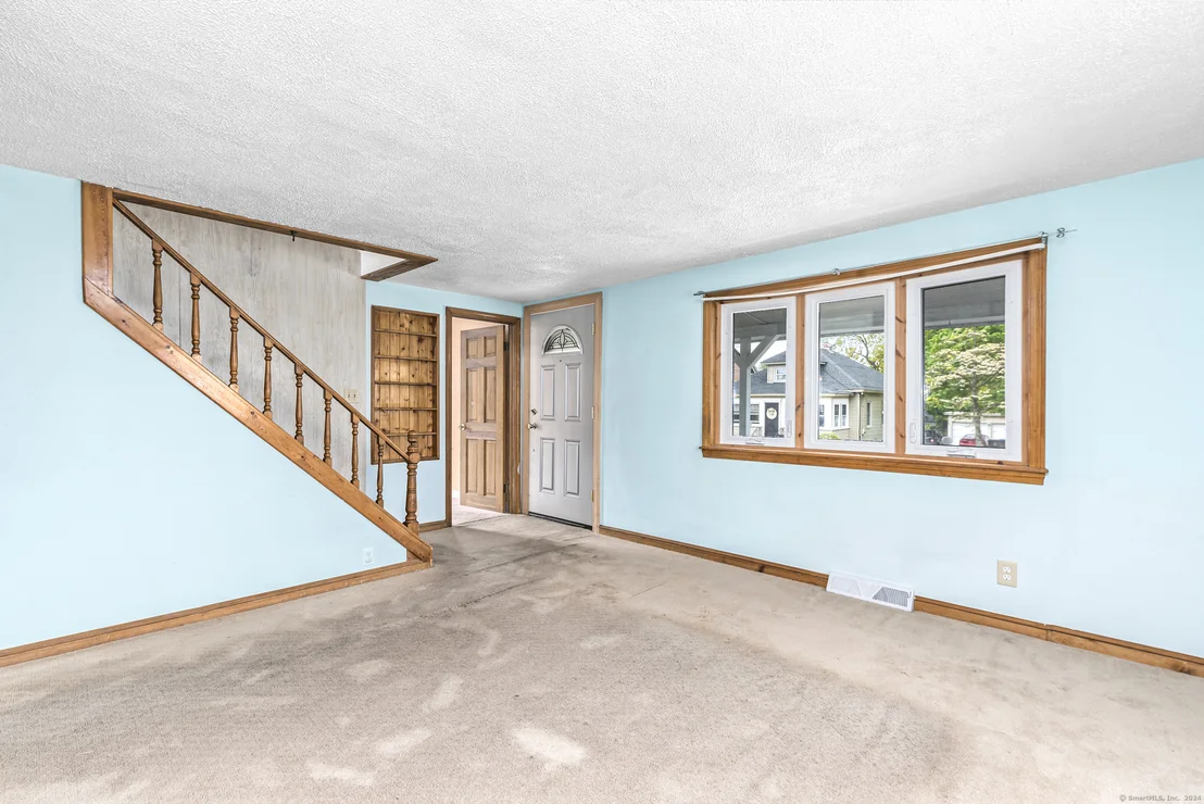 Photo of 14 Grant Avenue
